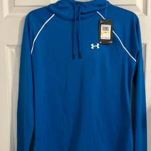 Women’s Under Armor Shirt Size Medium